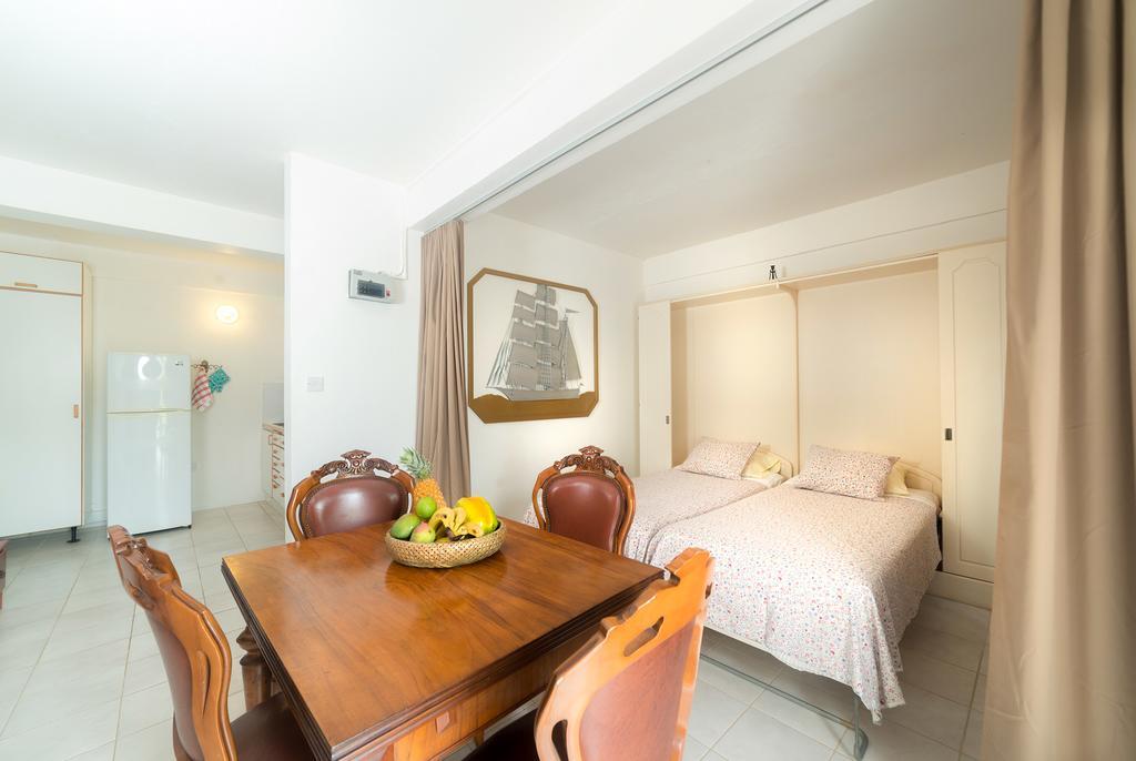 Royal Palm Holiday Apartment Méro エクステリア 写真