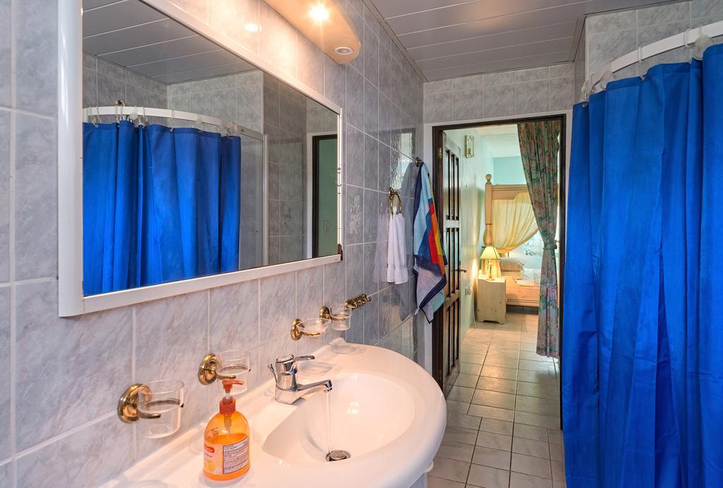 Royal Palm Holiday Apartment Méro エクステリア 写真