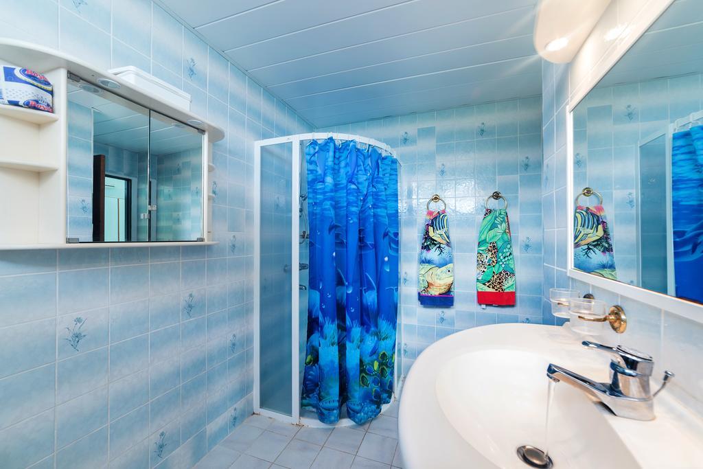 Royal Palm Holiday Apartment Méro エクステリア 写真